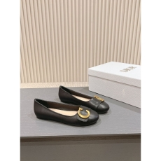 Christian Dior Low Shoes